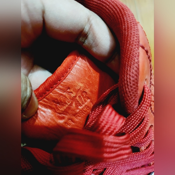 Sold!Nike Air 10.5 - Picture 8 of 8